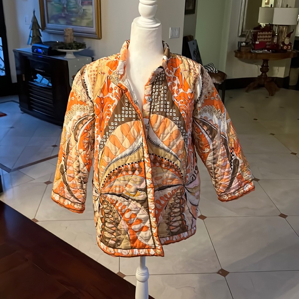 Authentic Italian hand made 3/4 sleeve jacket.
